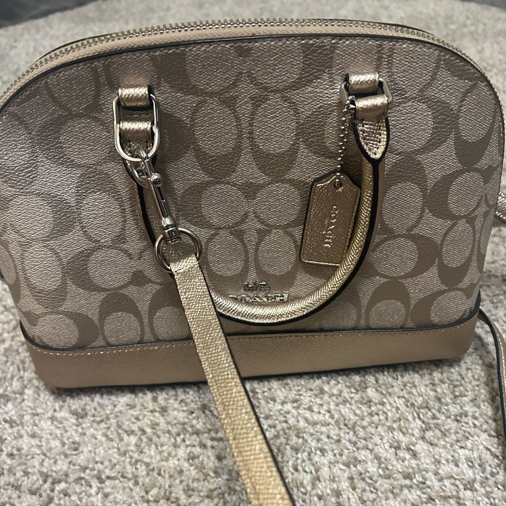 Coach hand bag
